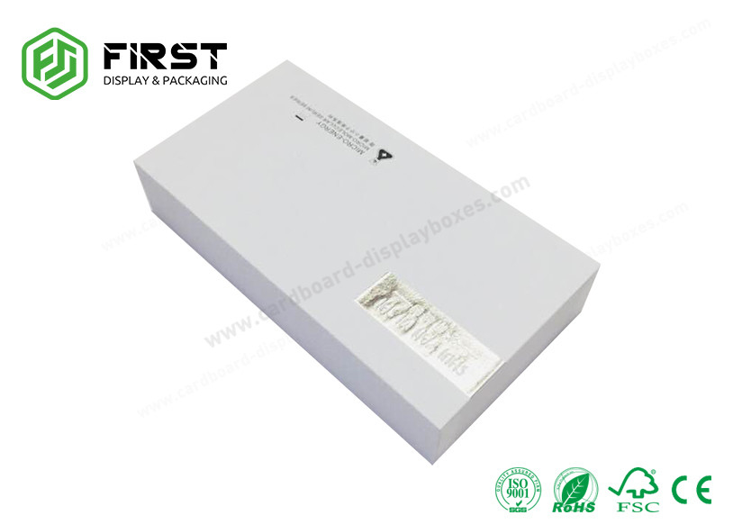 White Cardboard Rigid High End Gift Boxes Handmade Hot Stamping Logo With Lid